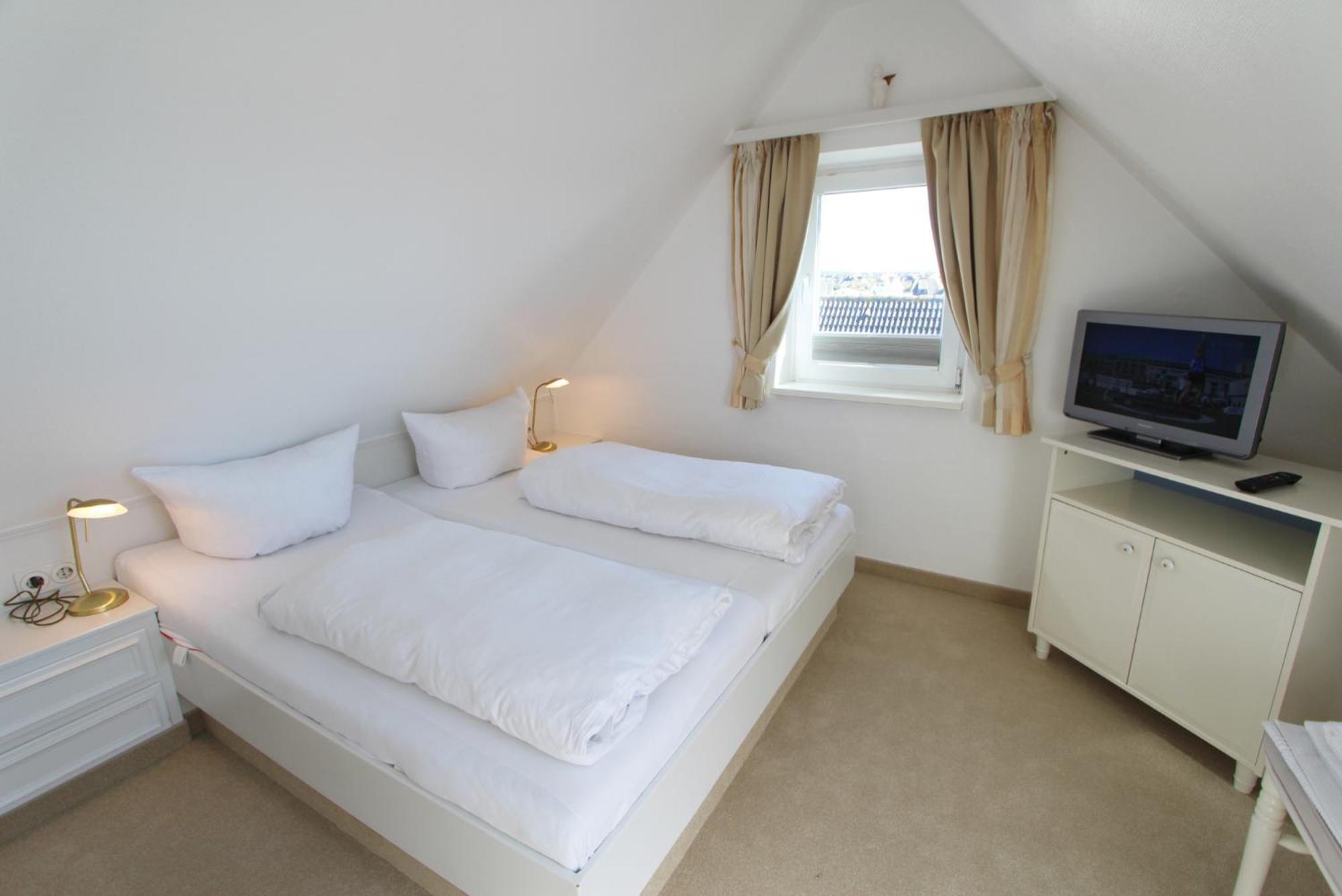 Trutz Blanker Hans - Duenenstr 19, App 8 Apartment *